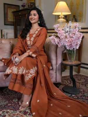 🔸Terracotta Rose – Embroidered Cotton Set